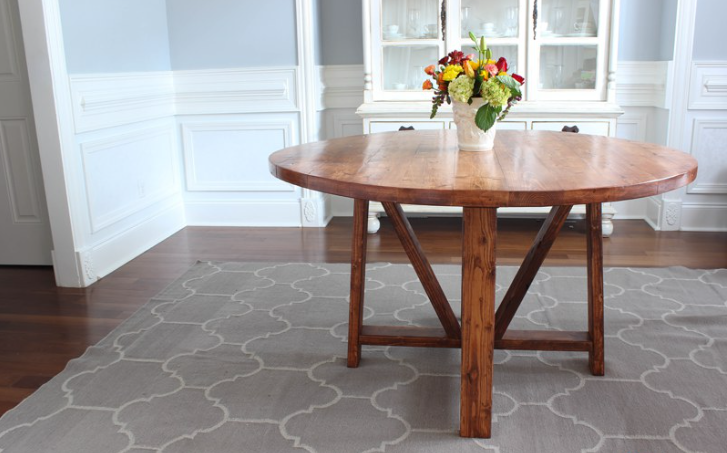 The LANTERN ROUND FARM TABLE